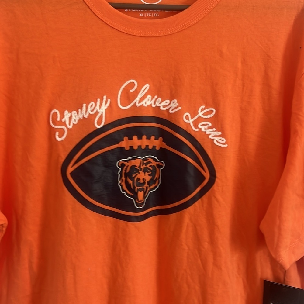 47 Stoney Clover Size XL Chicago Bears Short Sleeve T-shirt